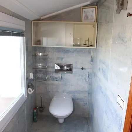 Villa Luxueuse, 2 Piscines, Et Salle De Sport, 5 Chambres, 4 Salles De Bain *