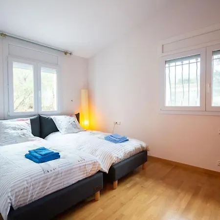 Villa Luxueuse, 2 Piscines, Et Salle De Sport, 5 Chambres, 4 Salles De Bain