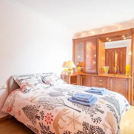 Villa Luxueuse, 2 Piscines, Et Salle De Sport, 5 Chambres, 4 Salles De Bain *