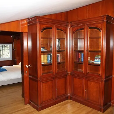 Luxueuse, 2 Piscines, Et Salle De Sport, 5 Chambres, 4 Salles De Bain *