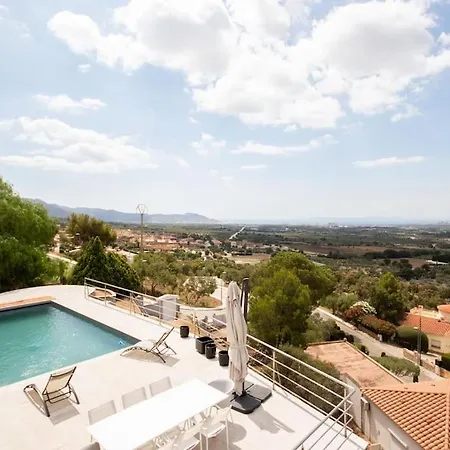 Villa Luxueuse, 2 Piscines, Et Salle De Sport, 5 Chambres, 4 Salles De Bain *